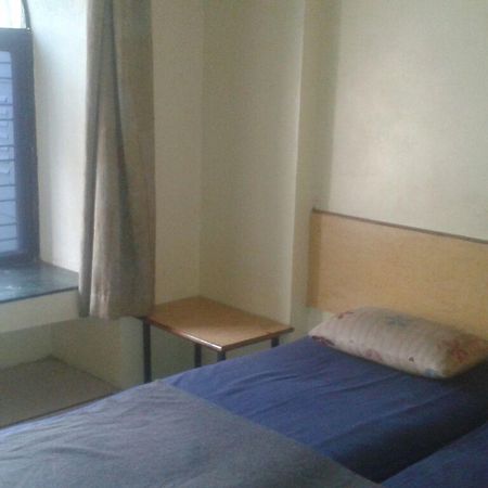 Swagat Lodge Shirdi Extérieur photo